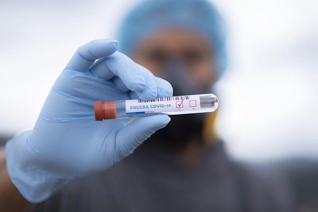 В Минздраве дали прогноз по второй волне коронавируса в России