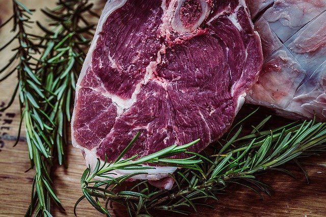 Производители предупредили о росте цен на мясо и колбасу
