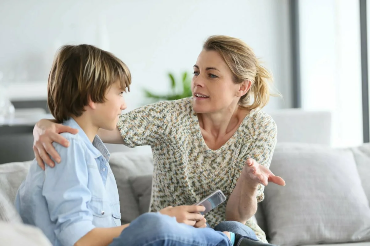 Как научить ребенка рассказывать о своих проблемах