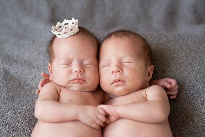 Двойняшки, рожденные с разницей в 46 дней, попали в Книгу рекордов России