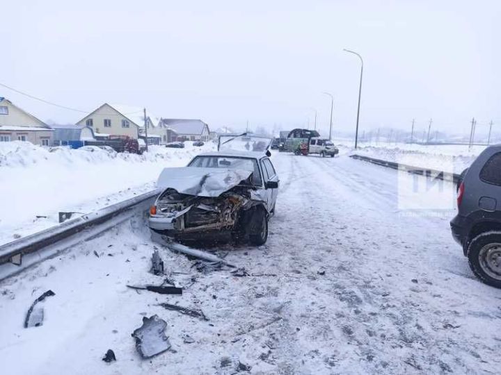 Водителю разорвало глаз в ДТП на трассе Татарстана