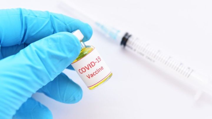 В Бавлинскую больницу поступила очередная партия вакцины против ковида