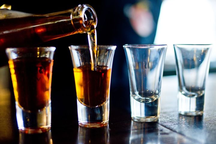 Употребление алкоголя в любом количестве сокращает объем мозга