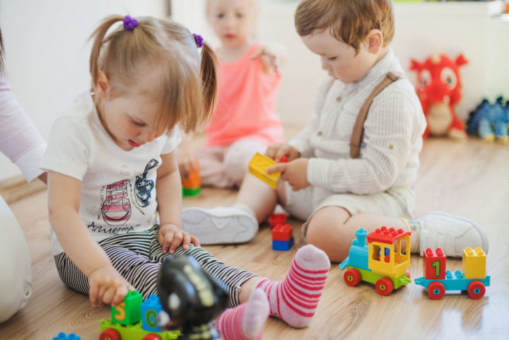 Роспотребнадзор поручил оценить влияние антистресс-игрушек на детей