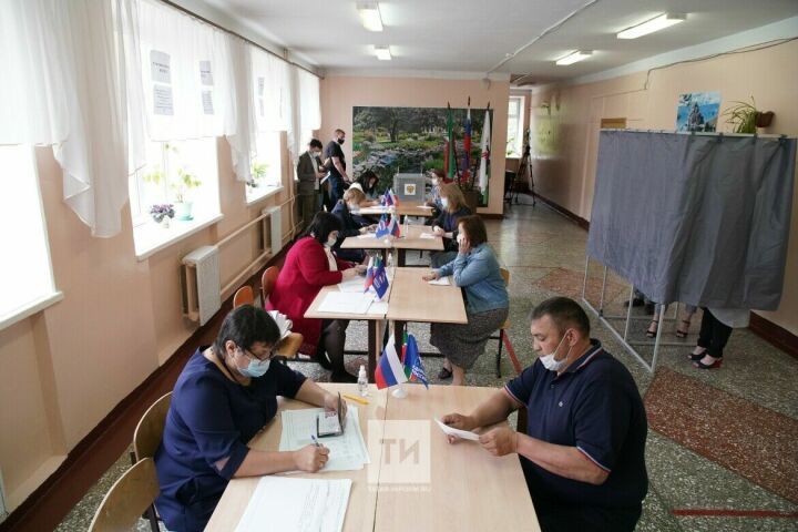 На выборах "Единой России" в РТ на 12:00 проголосовали 262 тысячи человек