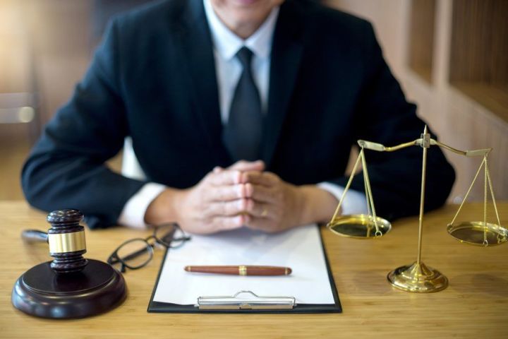 Самые востребованные специальности для юристов, которые не останутся без работы