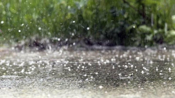 Завтра, 2 июля, в Бавлах: кратковременный дождь, в отдельных районах гроза, а также град