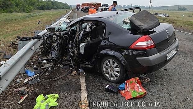 В соседней республике в аварию попали супруги: муж погиб, а жена в больнице