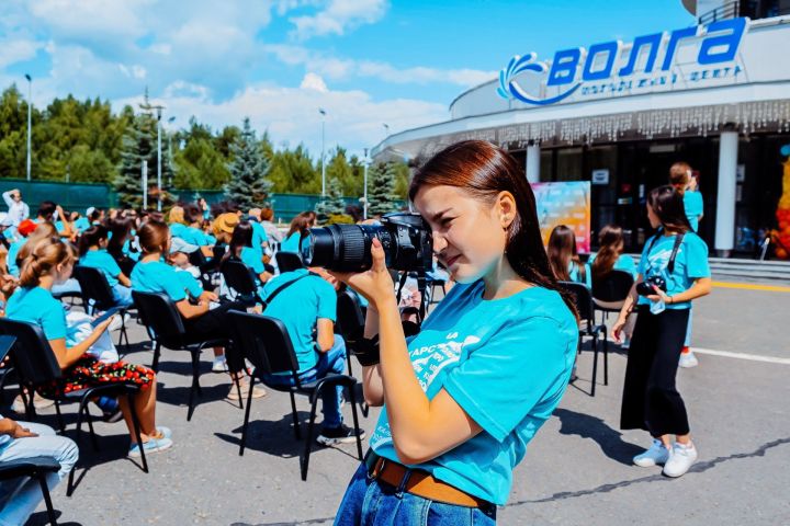 Бавлинская молодежь пробует свои силы в фестивале - конкурсе "Алтын калям - Золотое перо"