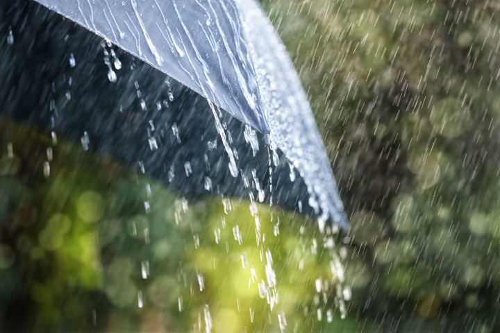 23 августа в Бавлах:  местами кратковременный дождь, в отдельных районах гроза, днем град