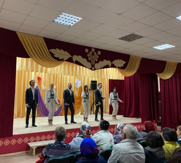 В Бавлинских селах прошли концерты знаменитого удмуртского ансамбля