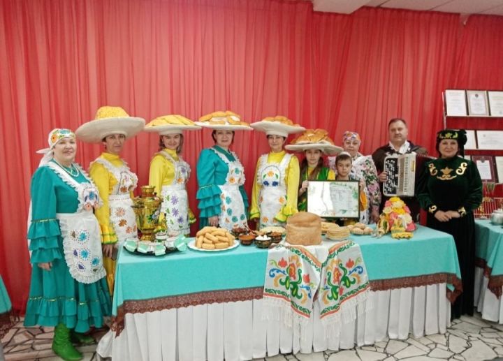 Бавлинцы приняли участие в фестивале “Эхо веков в истории семьи - Тарихта без эзлебез”