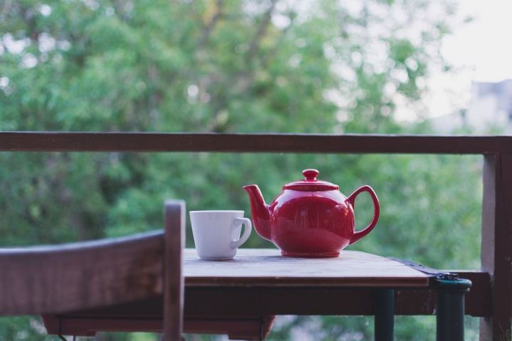 Гастроэнтеролог рассказала, какой чай лучше употреблять при простуде