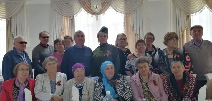 Бавлинские члены общества незрячих провели встречу перед Днём Победы