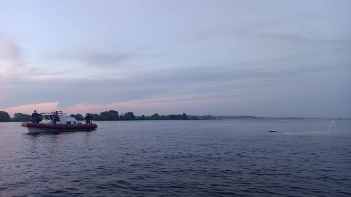 Появились первые результаты водолазных работ на месте, где в Татарстане затонул теплоход