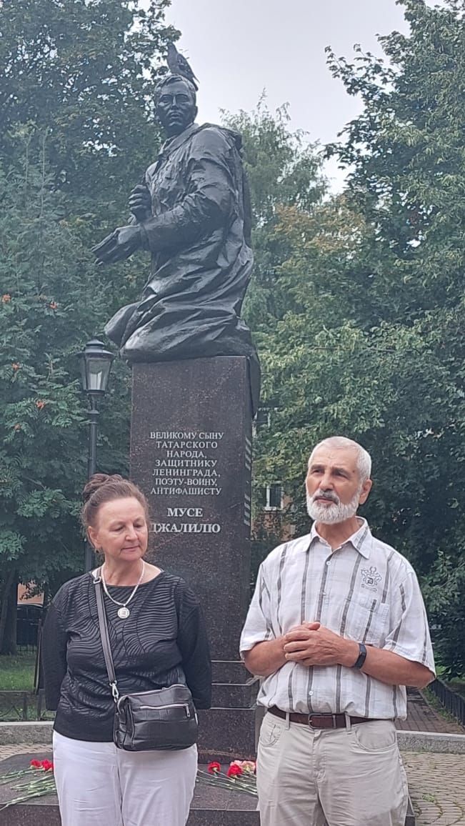 Наши земляки почтили память поэта в Санкт-Петербурге