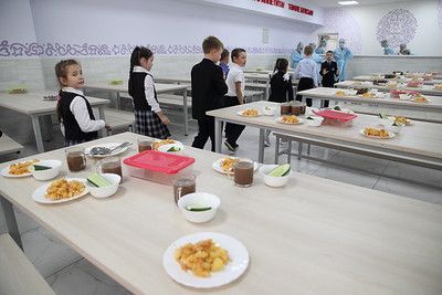 В Татарстане увеличат стоимость горячего питания учащихся младших классов