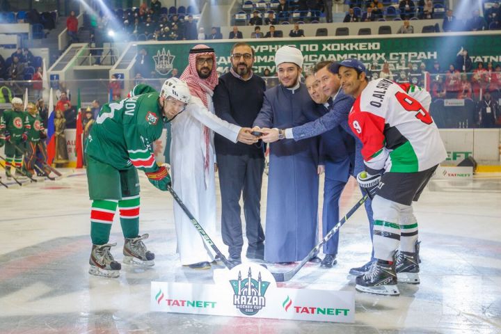 В столице Татарстана проходит первый турнир по хоккею среди команд исламских стран