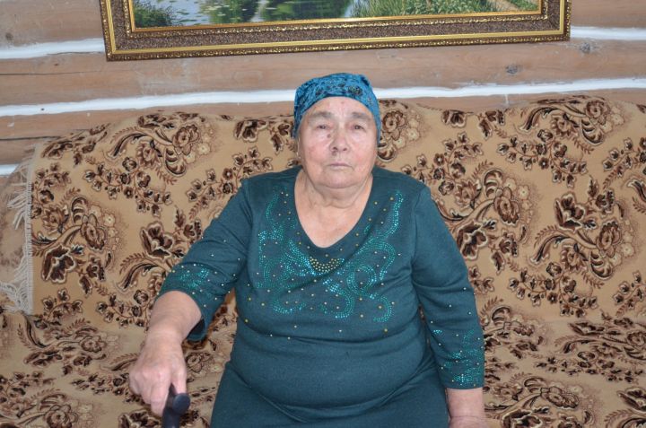 Рәсимә Шәфигуллина: “Күчтәнәч кенә ашап ятам”
