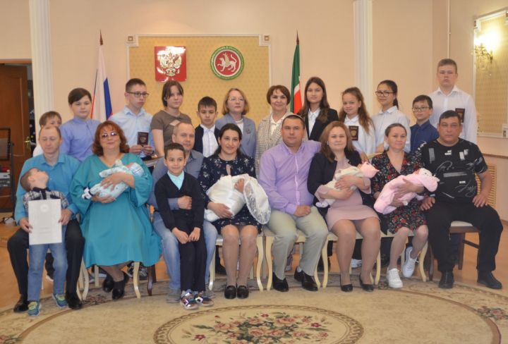 В Бавлах увеличилось количество многодетных
