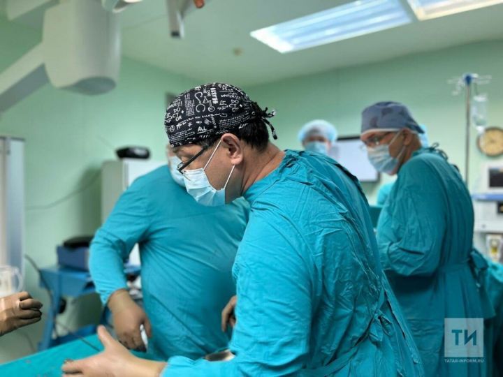 В столице Татарстана проведена уникальная операция по удалению агрессивной раковой опухоли