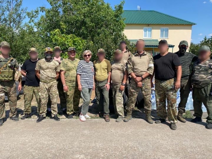 Бавлинским бойцам СВО доставили посылки от родных и близких