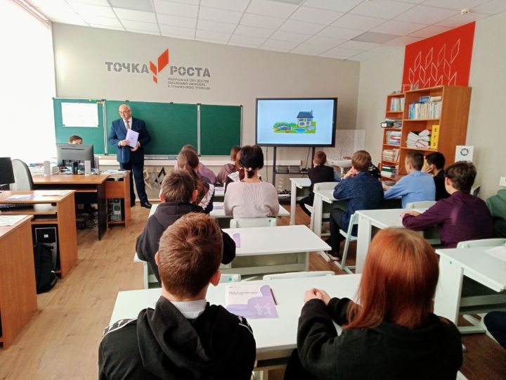 В Бавлинских сёлах провели уроки пенсионной грамотности