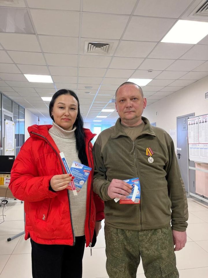 Участник СВО стал одним из первых проголосовавших в Казани