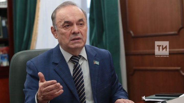 Экзам Губайдуллин поздравил глав районов в Днем местного самоуправления
