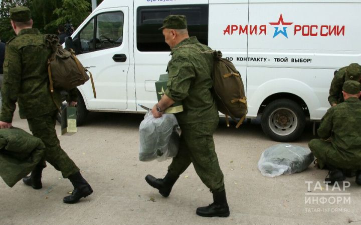 Во время обучения контрактник продолжит получать ежемесячные выплаты