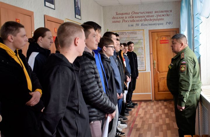 Бавлинские ребята готовятся в армию