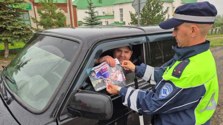 Госавтоинспекция Бавлов провела акцию «Я не сплю за рулём»