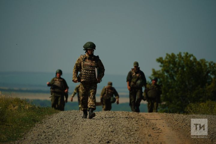 Выплату в 1 млн рублей заключившим контракт продлили до 20 августа
