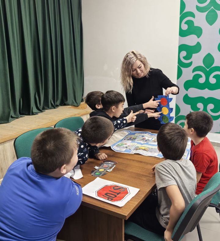 В Бавлинском районе прошла познавательная викторина «В гостях у Светофора»