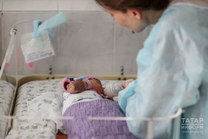 Депутат Федоров предложил компенсировать молодым родителям затраты на ребенка и жилье