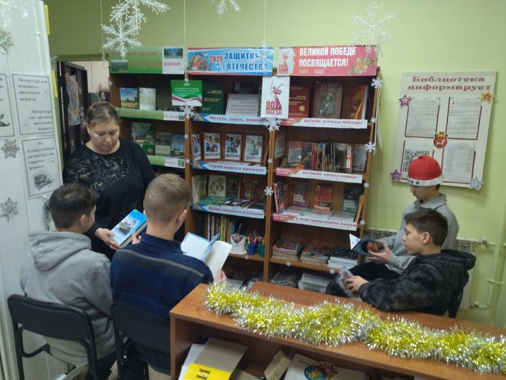 В Бавлинском районе почтили память Героев Отечества