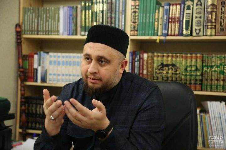 Казанский имам объяснил, могут ли мусульмане поздравлять других с Новым годом