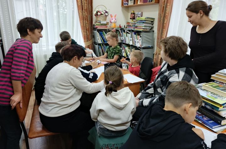 Бавлинские дети поддержали защитников Родины