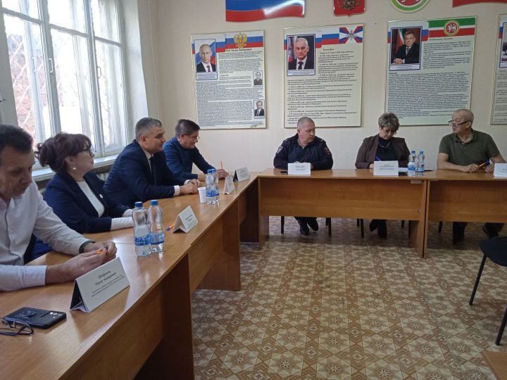 В Бавлах началась работа призывной комиссии