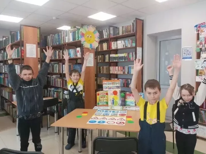 В Бавлинском районе юным читателям напомнили о важности ПДД