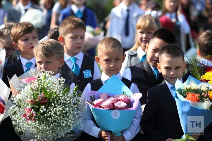 Почти две трети родителей школьников планируют побывать на торжественной линейке 1 сентября