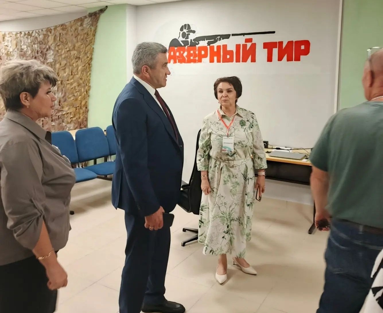 Ильсур Хадиуллин оценил оснащение школы/ Фото: архив школы