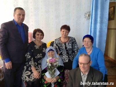 Жительницу села Хансверкино Бавлинского района поздравили с 90-летием