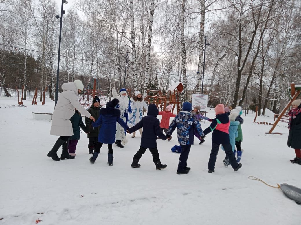 В Бавлах провели зимние забавы