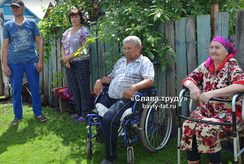 В бавлинском селе установили памятную доску в честь афганца Рамиля Арсланова