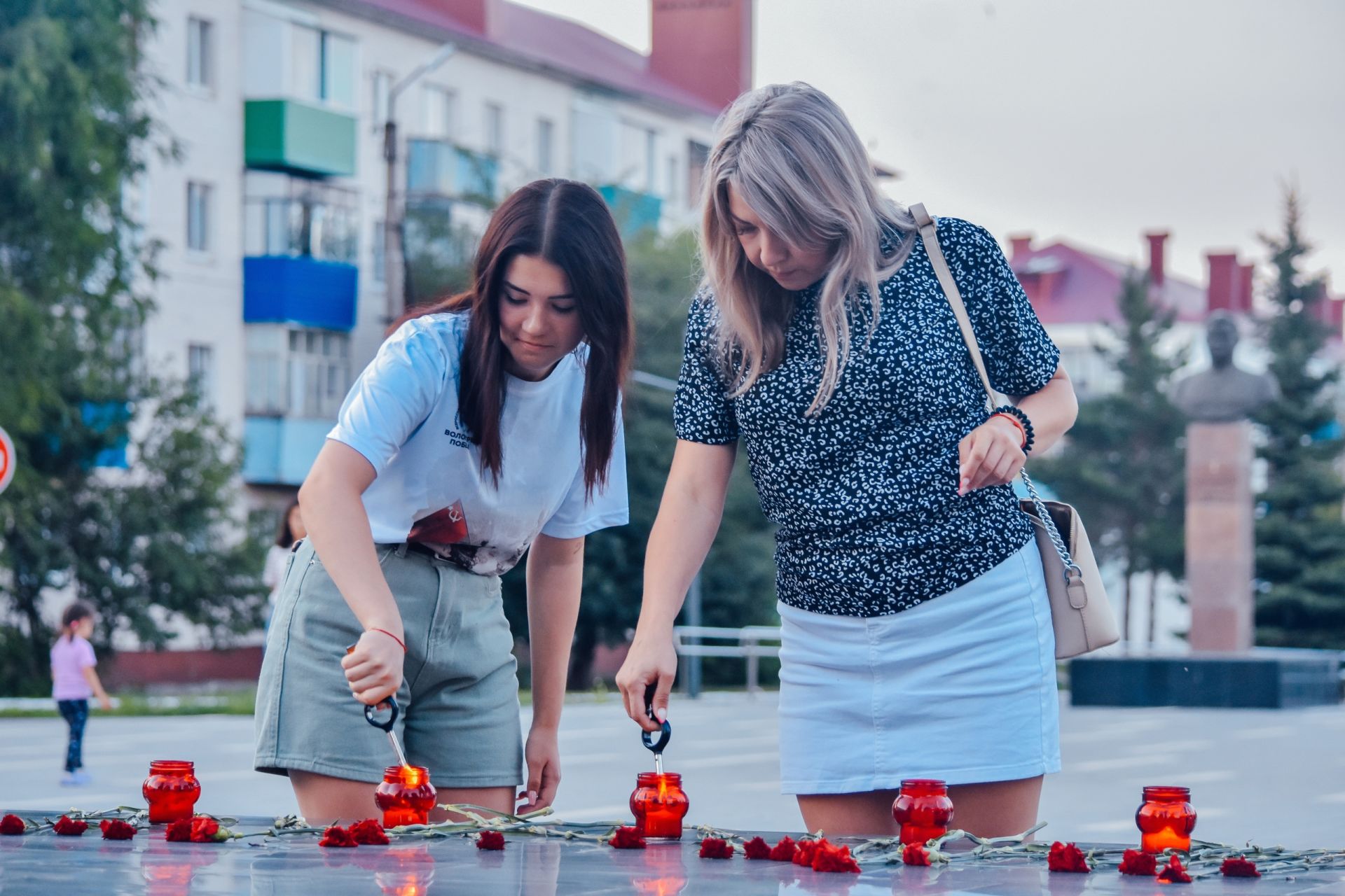 80 лет памяти и скорби: бавлинцы зажгли "Свечи памяти"