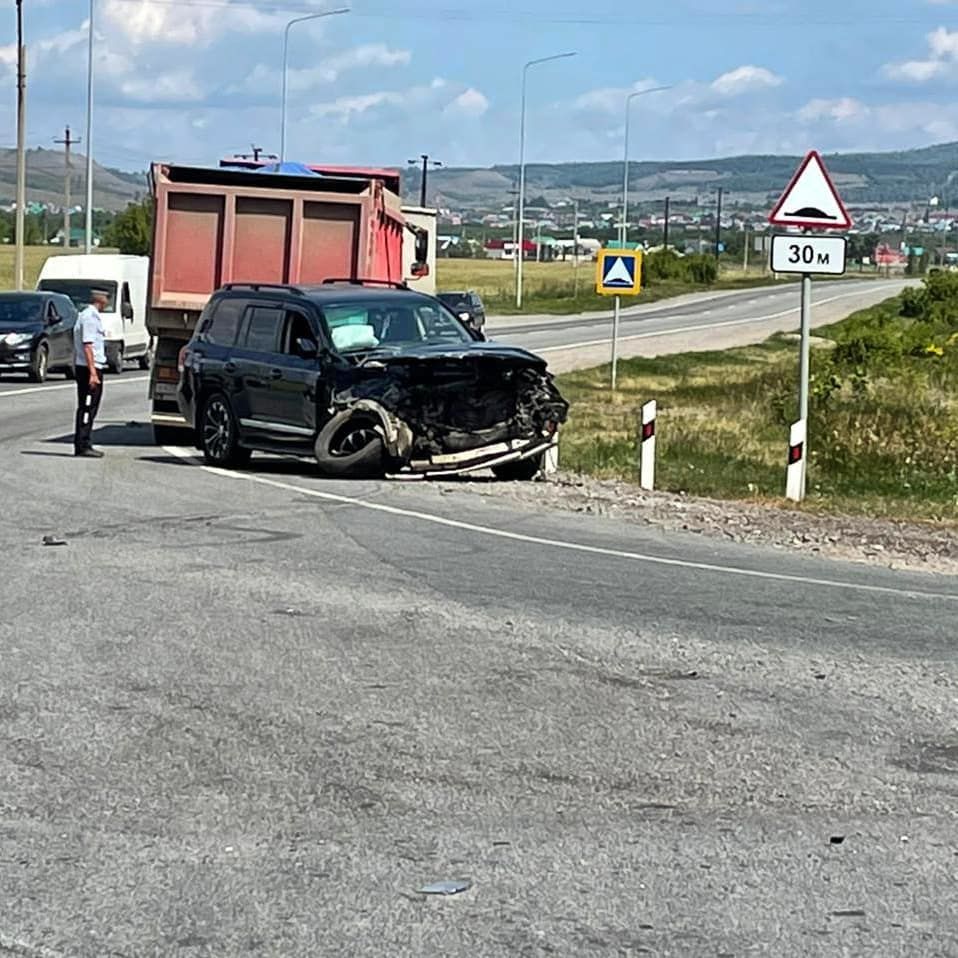 В Бавлинском районе произошло столкновение двух автомобилей