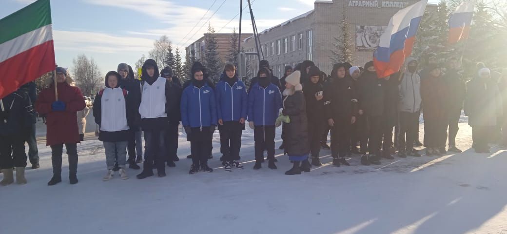 В Бавлах почтили память Героев Отечества