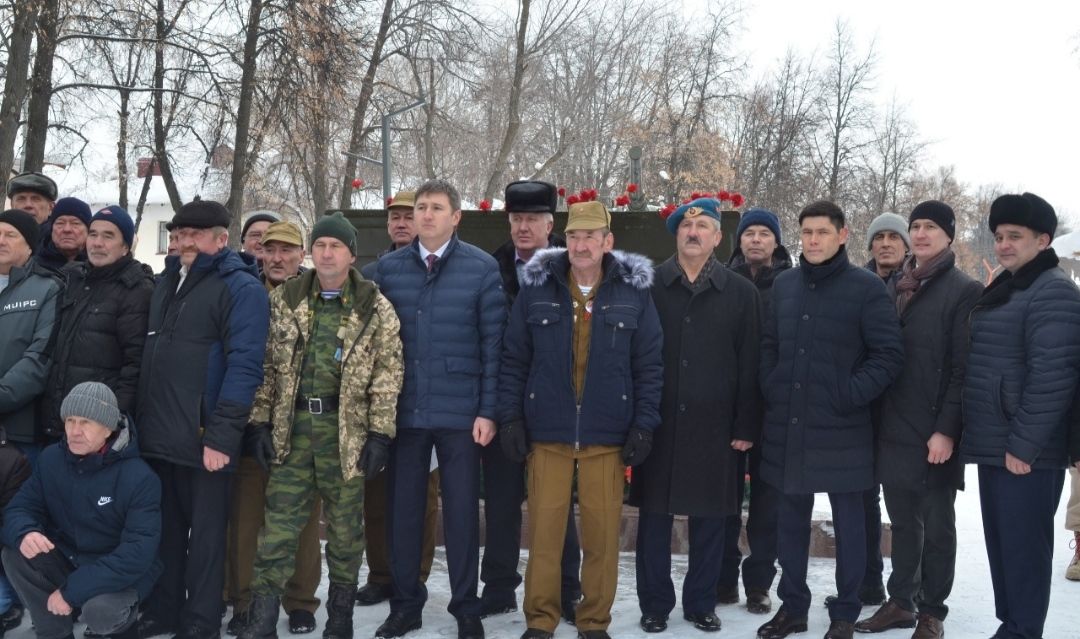 Бавлинцы почтили память: 33 года со дня завершения Афганской войны (ФОТОГАЛЕРЕЯ)