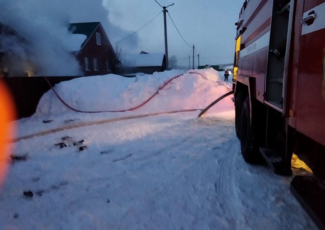 Сегодня в Бавлах произошел пожар по улице Загородная